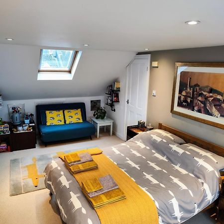 Large Light Loft Room - En Suite Brighton Екстериор снимка