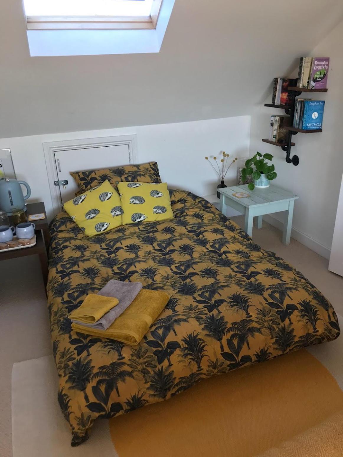 Large Light Loft Room - En Suite Brighton Екстериор снимка