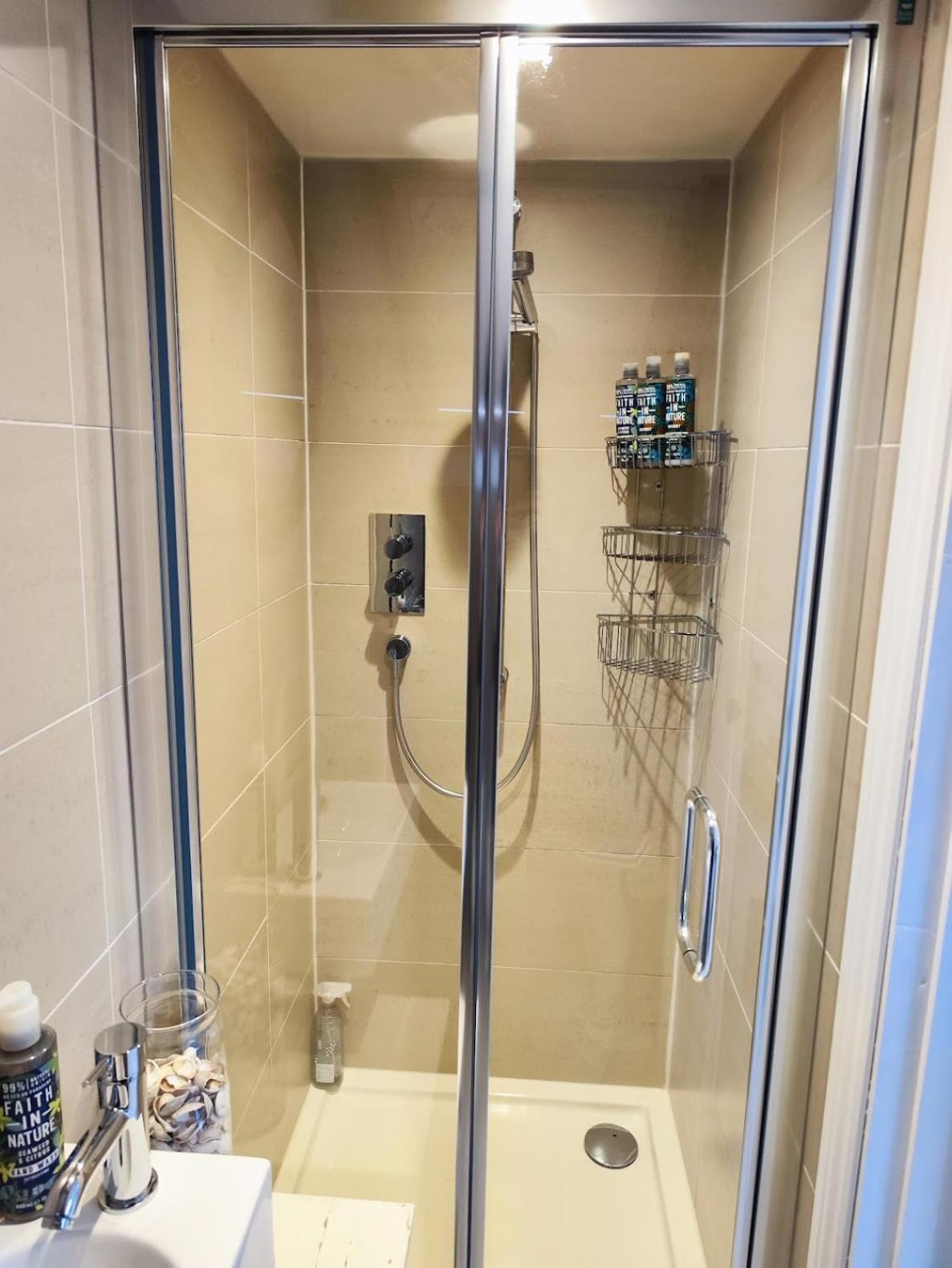 Large Light Loft Room - En Suite Brighton Екстериор снимка
