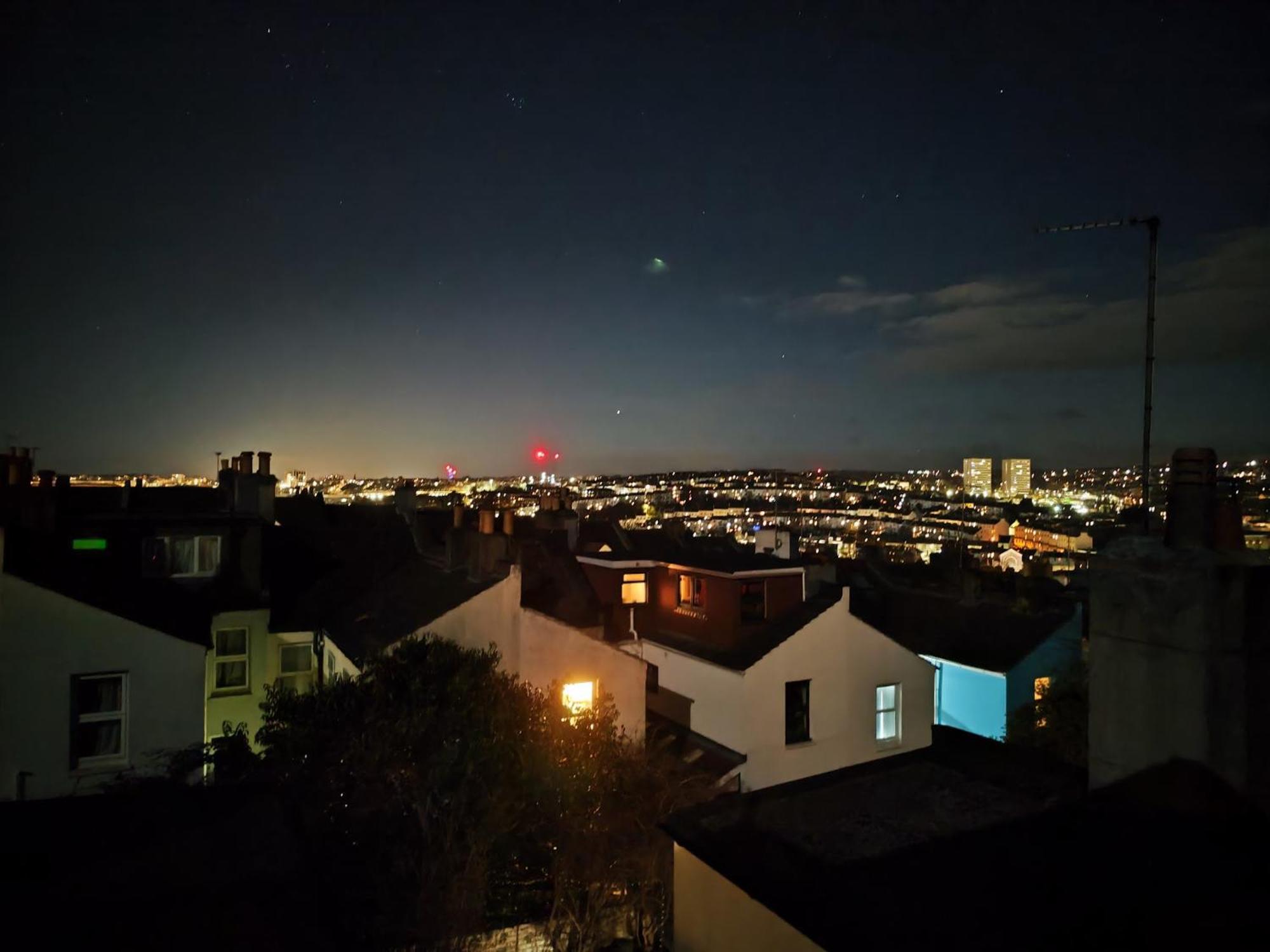 Large Light Loft Room - En Suite Brighton Екстериор снимка