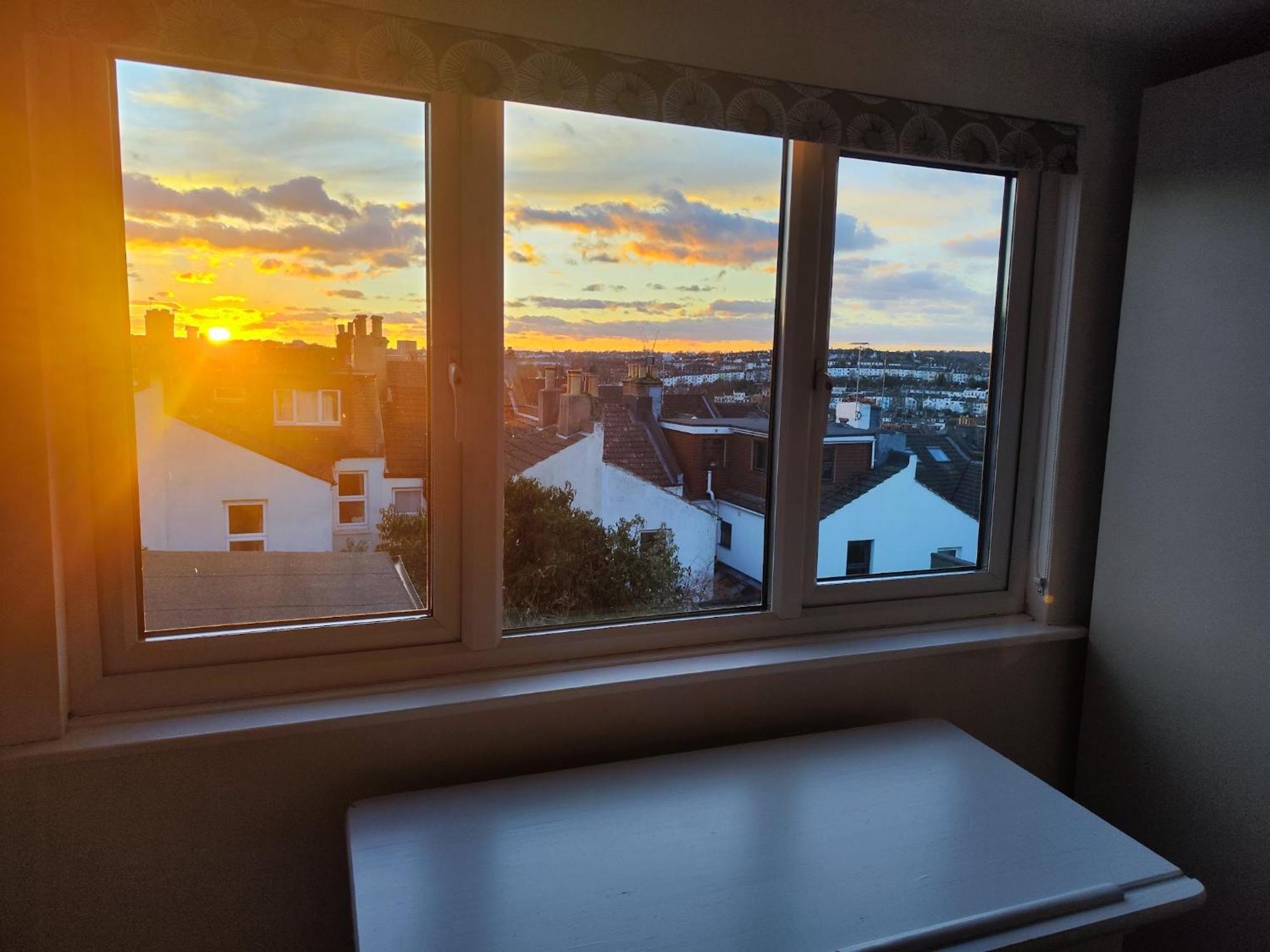 Large Light Loft Room - En Suite Brighton Екстериор снимка